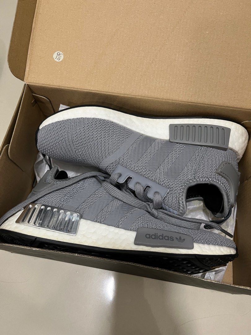 Adidas nmd outlet shoe box