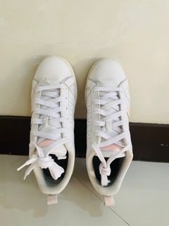 Adidas Shoes White Size 6 Women