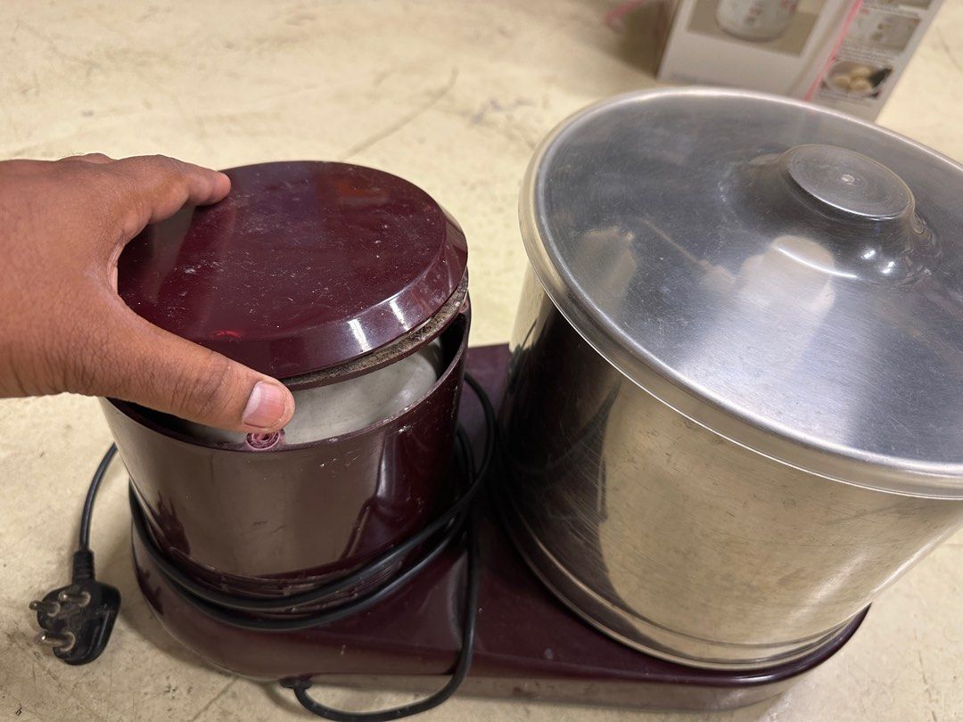 Amirtha wet grinder, TV & Home Appliances, Kitchen Appliances, Juicers