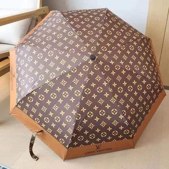 Imported Louis Vuitton White Umbrella ☂️, Hobbies & Toys, Travel, Umbrellas  on Carousell