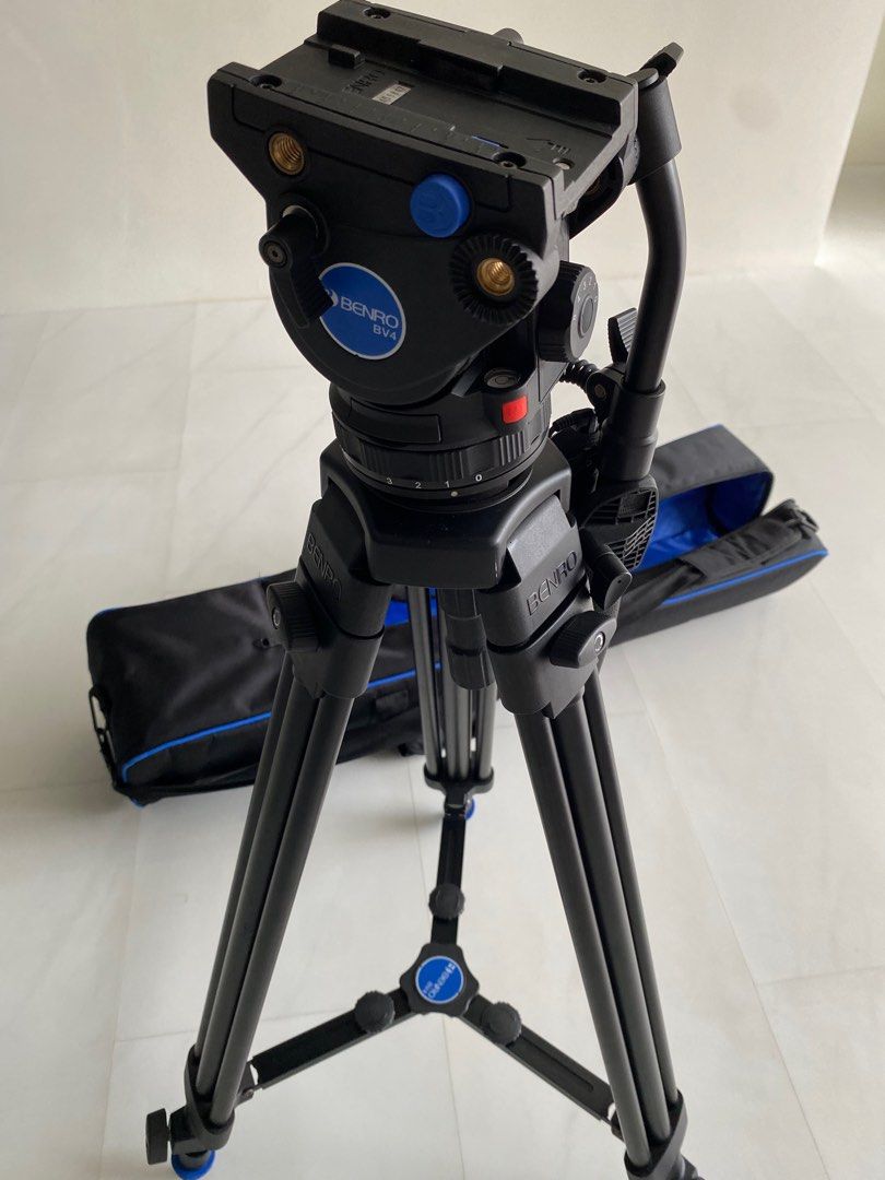 Benro BV4 tripod + bag, Photography, Photography Accessories, Tripods