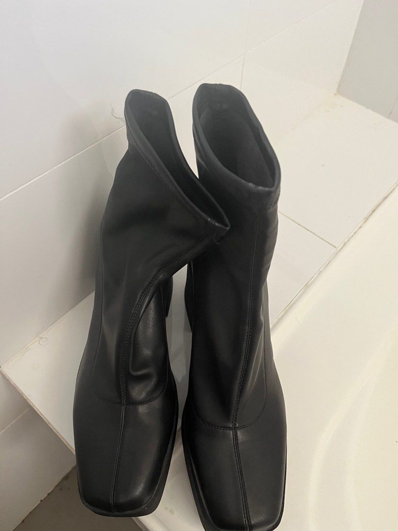 Betts sock boots shop