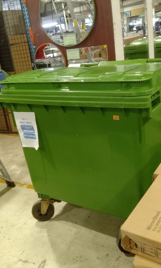 Big trash bin, Furniture & Home Living, Cleaning & Homecare Supplies