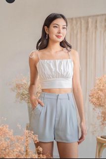 (Category: ) located in . Submitted by apparel-spree (Listing ID 1229441731, Image 1). Description: .