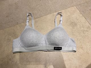 (Category: ) located in . Submitted by coffeeclare (Listing ID 1229293800, Image 1). Description: .