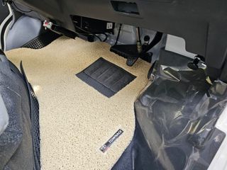 (Category: ) located in . Submitted by friendlycarsales (Listing ID 1229286242, Image 1). Description: .