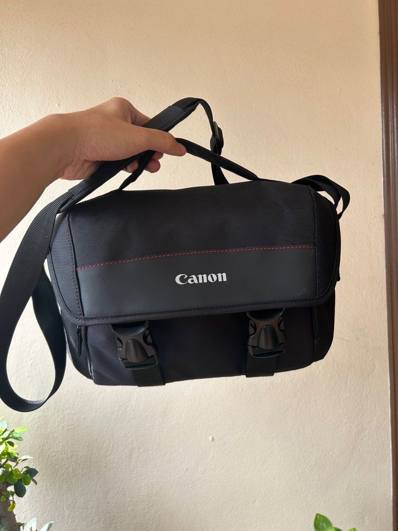 Canon on sale sling bag