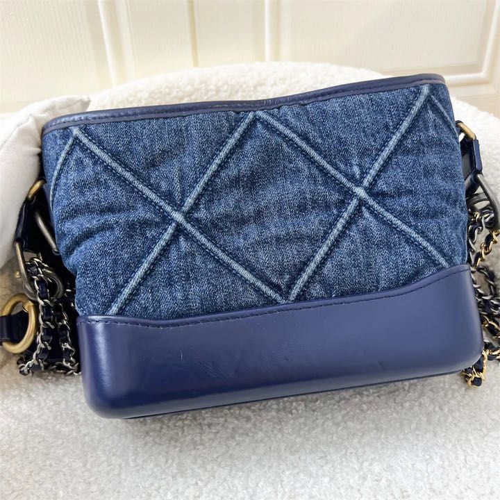 Authentic Chanel Gabrielle Dark Blue Double Zip Clutch Chain Aged Crossbody  Bag