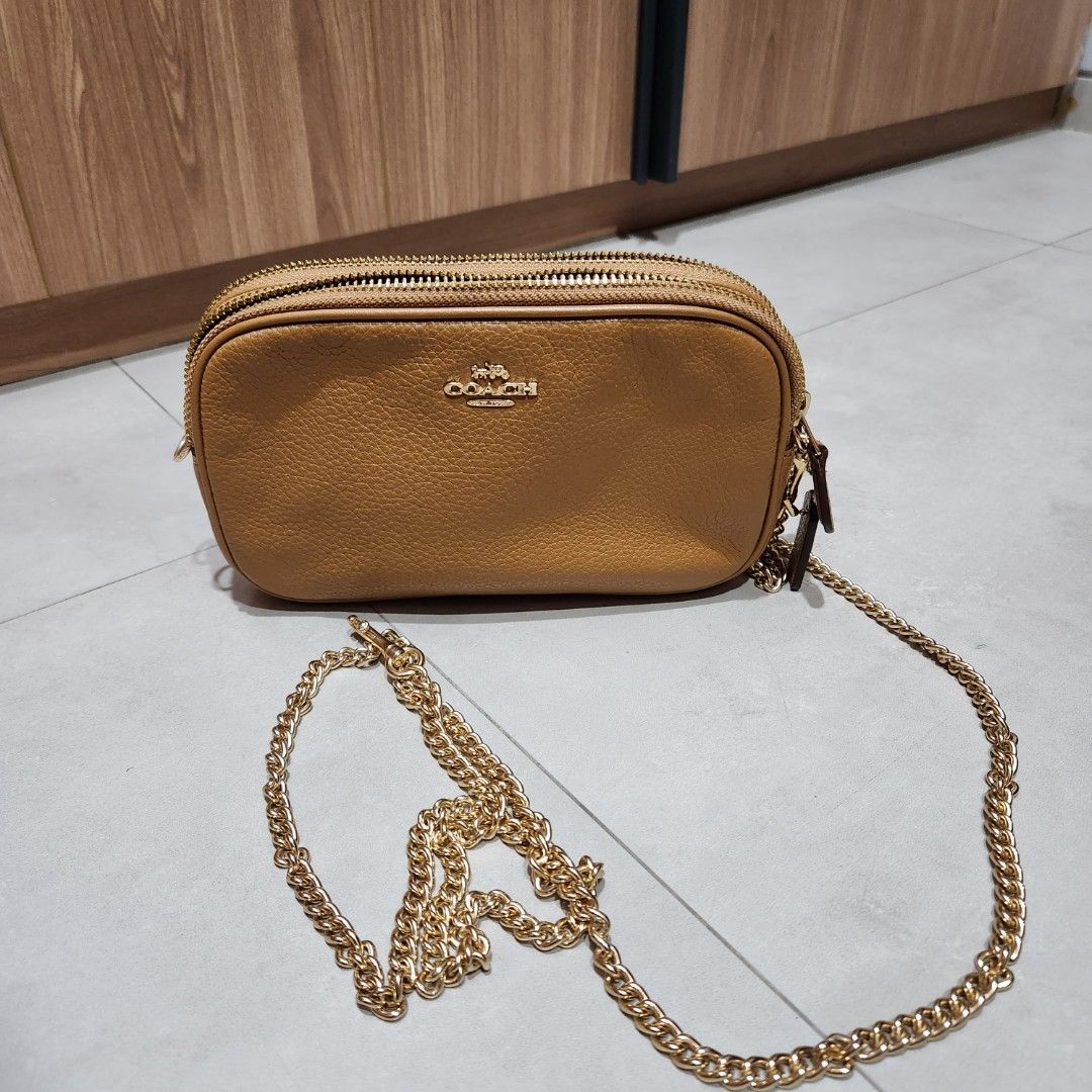 Coach camera clearance bag 2019