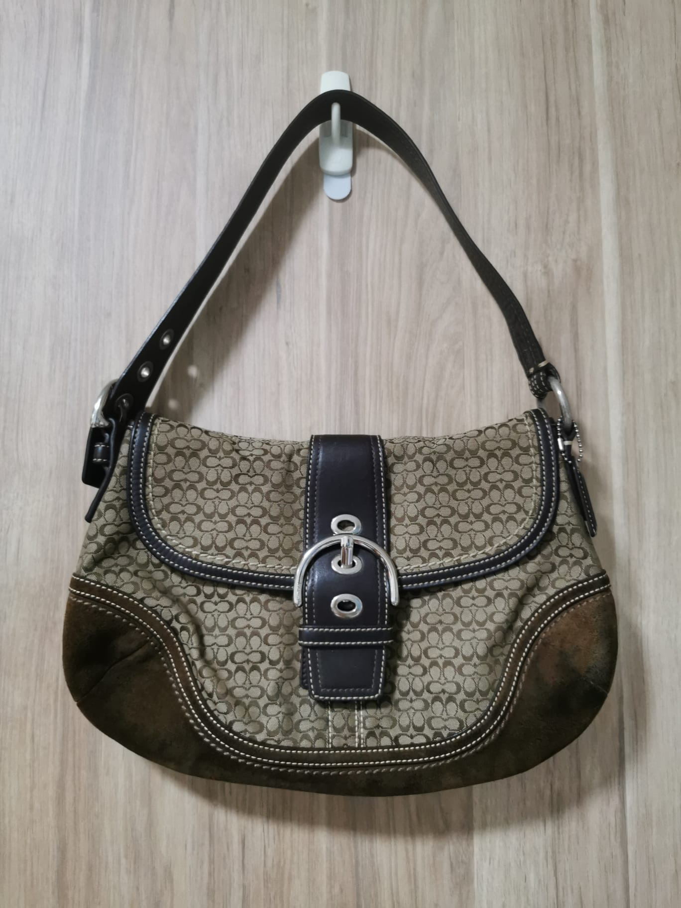 Coach monogram shoulder bag best sale