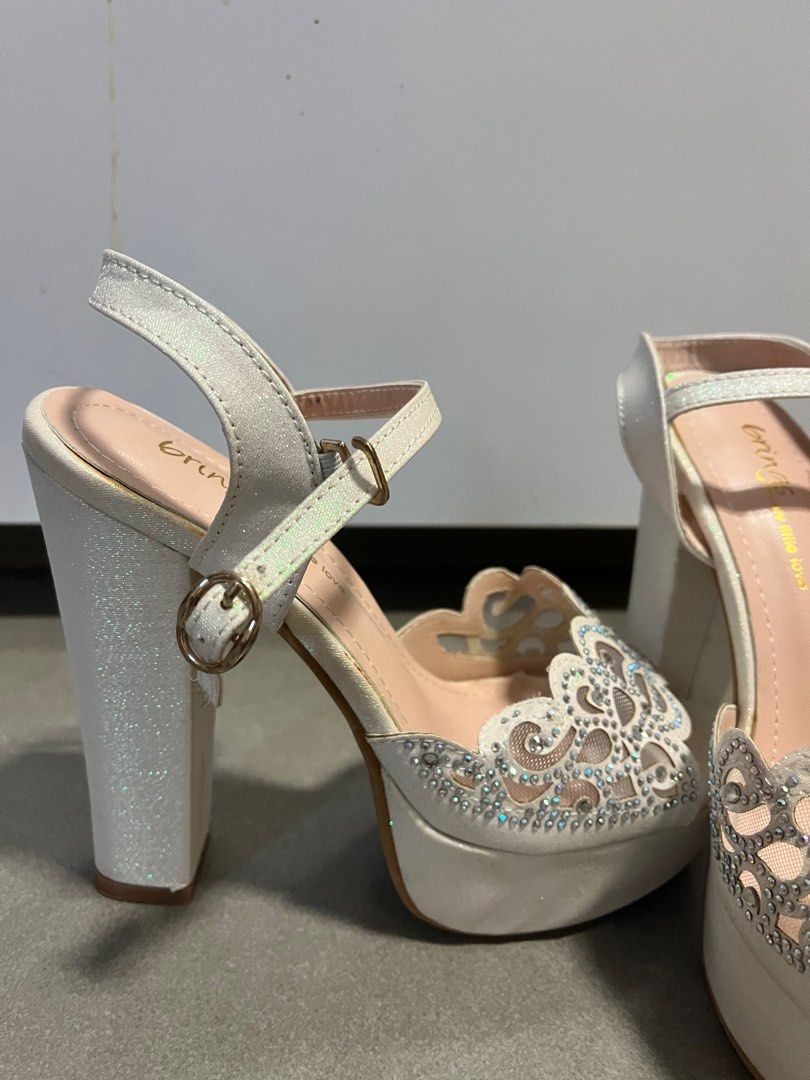 Chunky comfortable heels sale