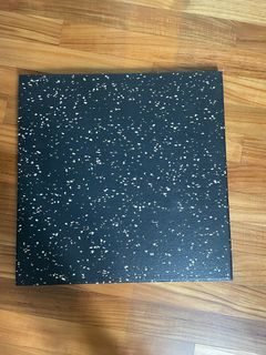 (Category: ) located in . Submitted by jaymie_sells (Listing ID 1229324801, Image 1). Description: .