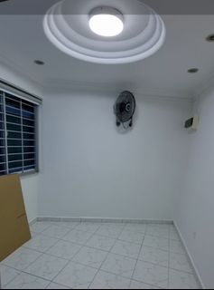 Common Room @ Blk 469B Admiralty Drive