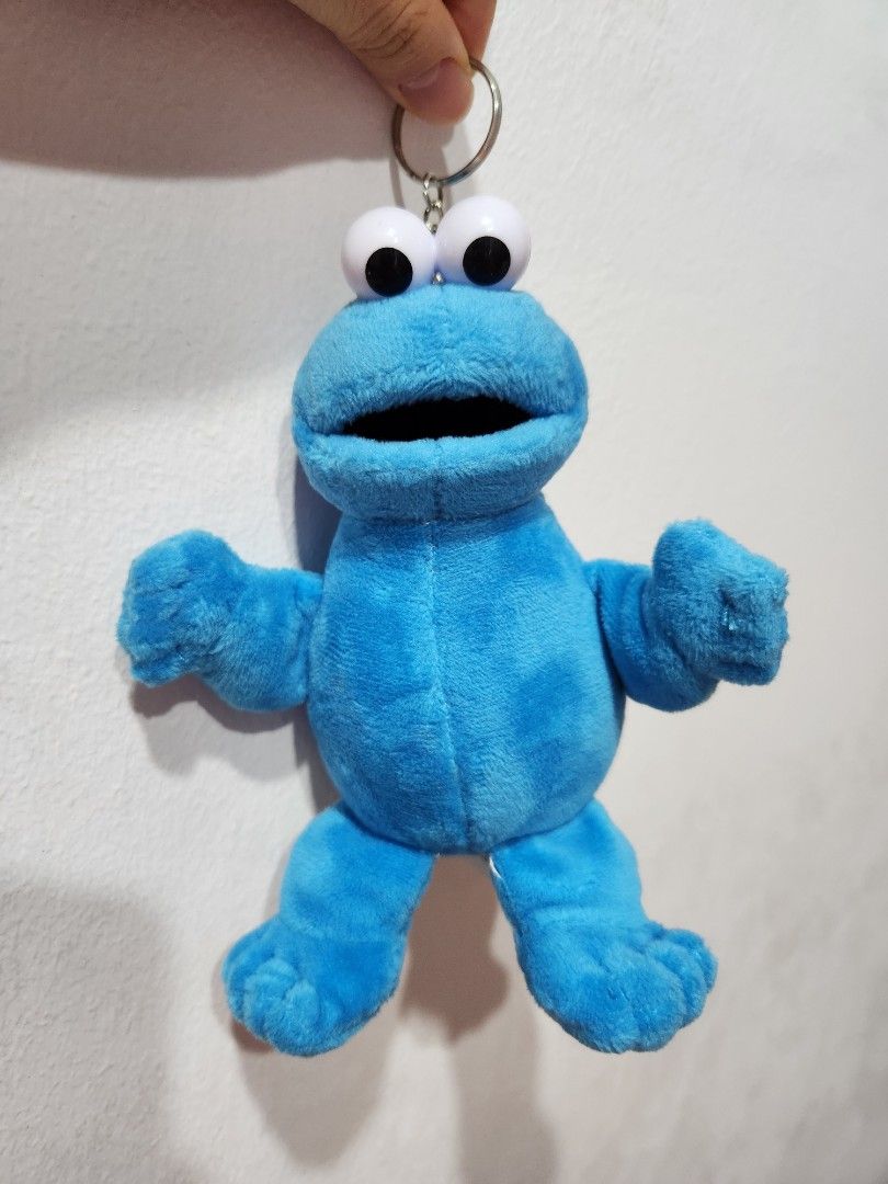 Cookie monster hot sale plush keychain