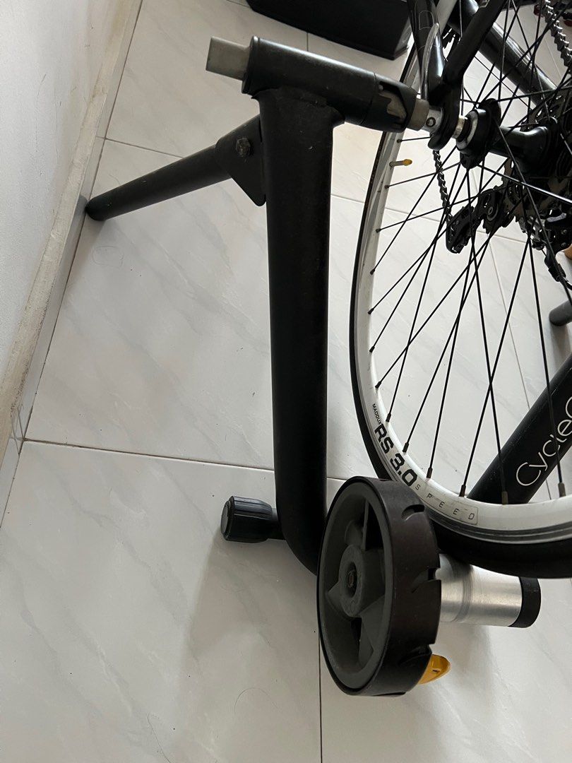 Cycle ops Bike Trainer and climbing block, Sports Equipment, Bicycles