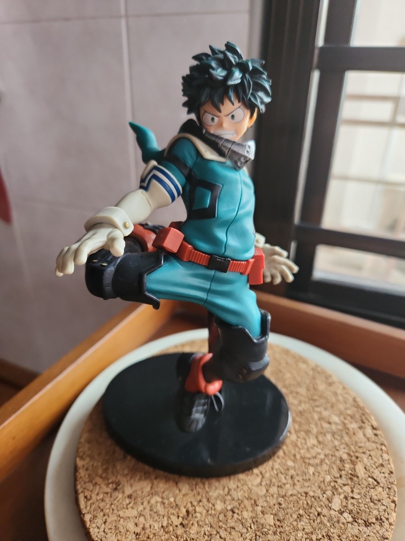 Deku figurine, Hobbies & Toys, Toys & Games on Carousell