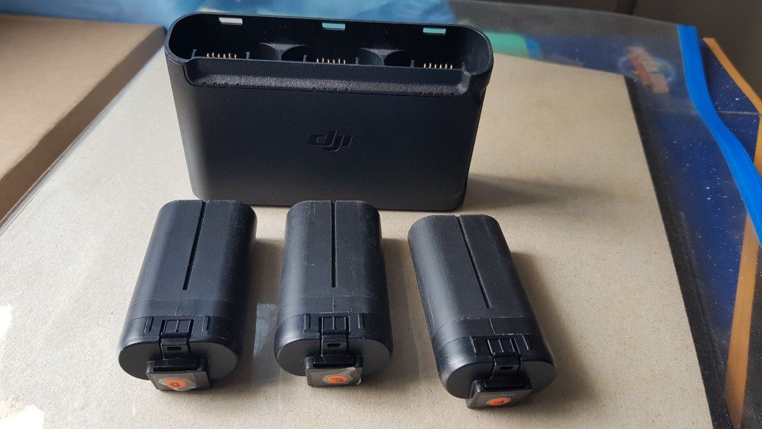 Dji Mini Batteries, Hobbies & Toys, Toys & Games on Carousell