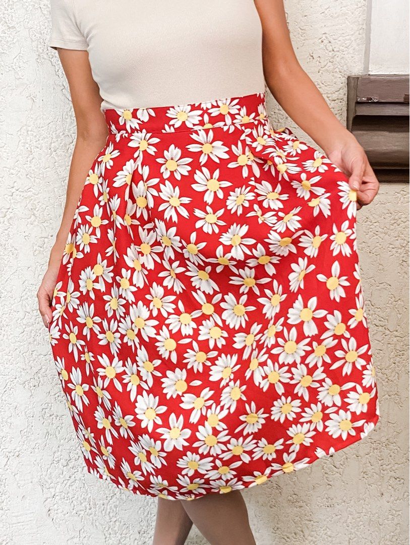 Floral Midi Skirt (Category: Skirts) located in Quezon City. Submitted by mommake (Listing ID 1229407930, Image 3). Description: - Such good quality - P440 each, comes in red or blue - waist/hips 13.5 inches laid flat, length 24 inches - Deity brand on Zalora - Fit on model as is - Shipping c/of buyer, item can be shipped from QC, Ortigas, or Makati, can also ship via Flash/Gogo Express, no Shopee checkout Model’s dimensions: Bust: 34 inches (34B