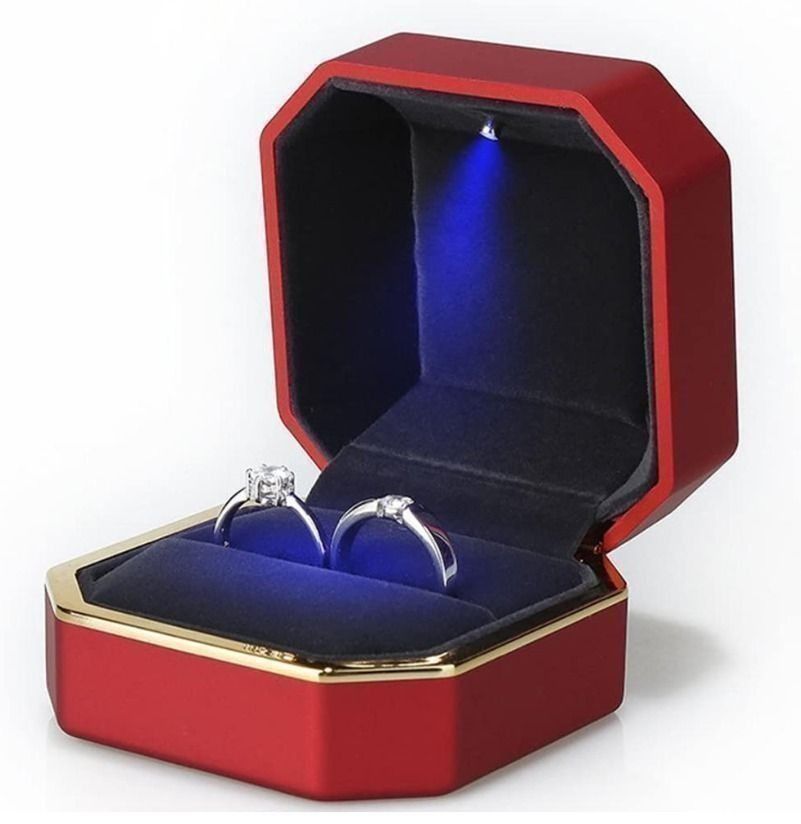 Red engagement new arrivals ring box