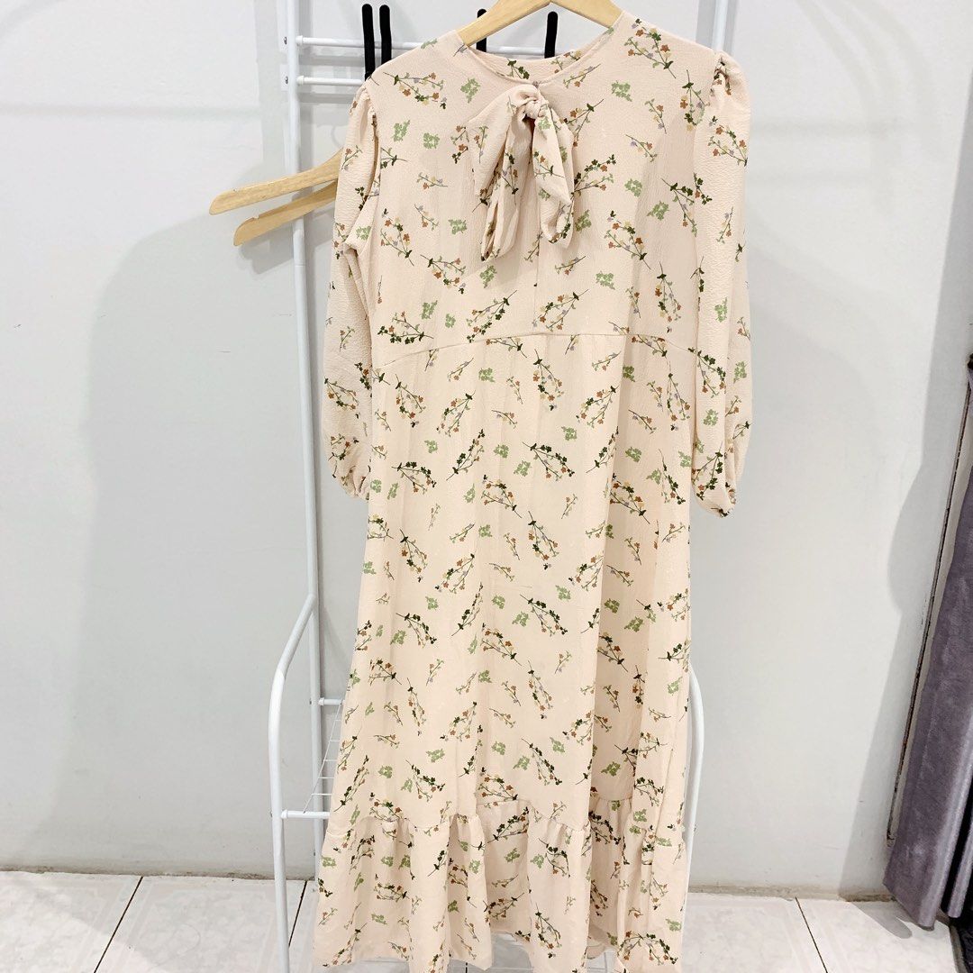 Gamis maxi dress floral korean, Fesyen Wanita, Pakaian Wanita, Atasan ...