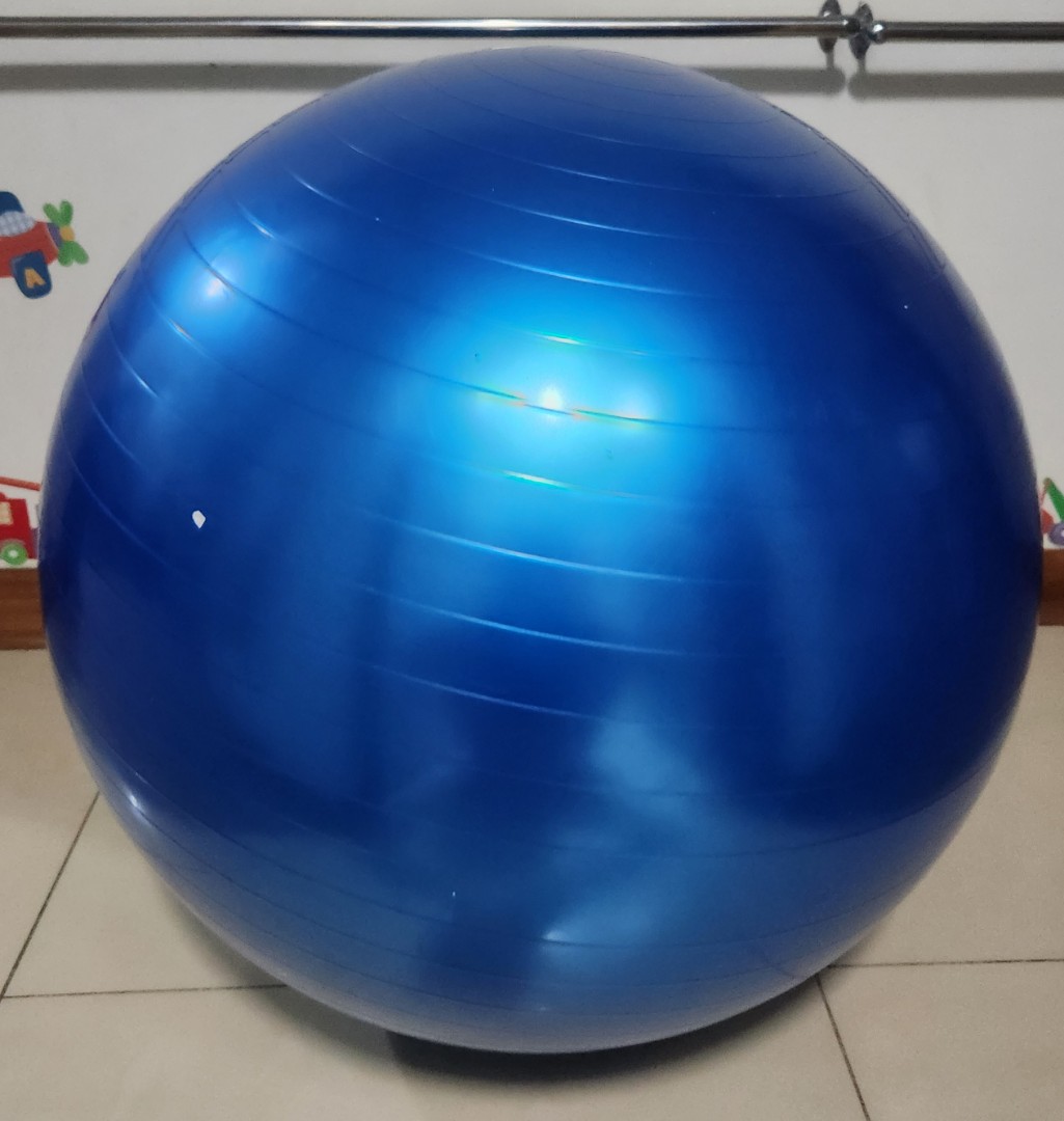 Yoga ball decathlon 75cm, Sports Equipment, Other Sports Equipment and  Supplies on Carousell