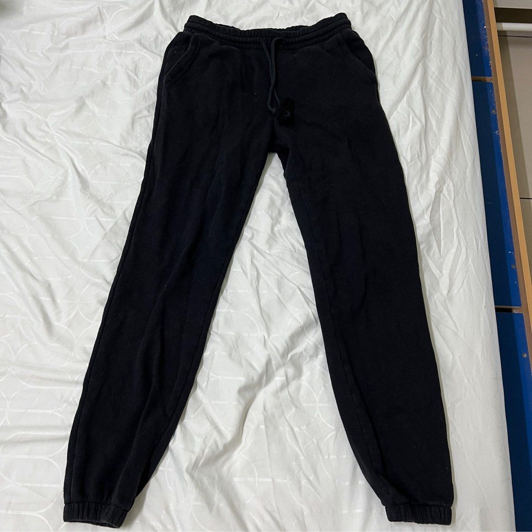 H M Divided Black Sweatpants Men s Fashion Bottoms Joggers on Carousell