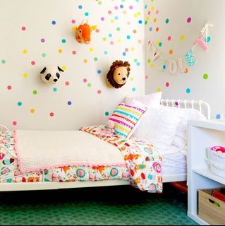 INSTOCK 🔴Colorful 6cm Circle Polka dots $20=40dots ✅️Small decorations make the home❤️Add colors to your home now 👍More pictures different combinations