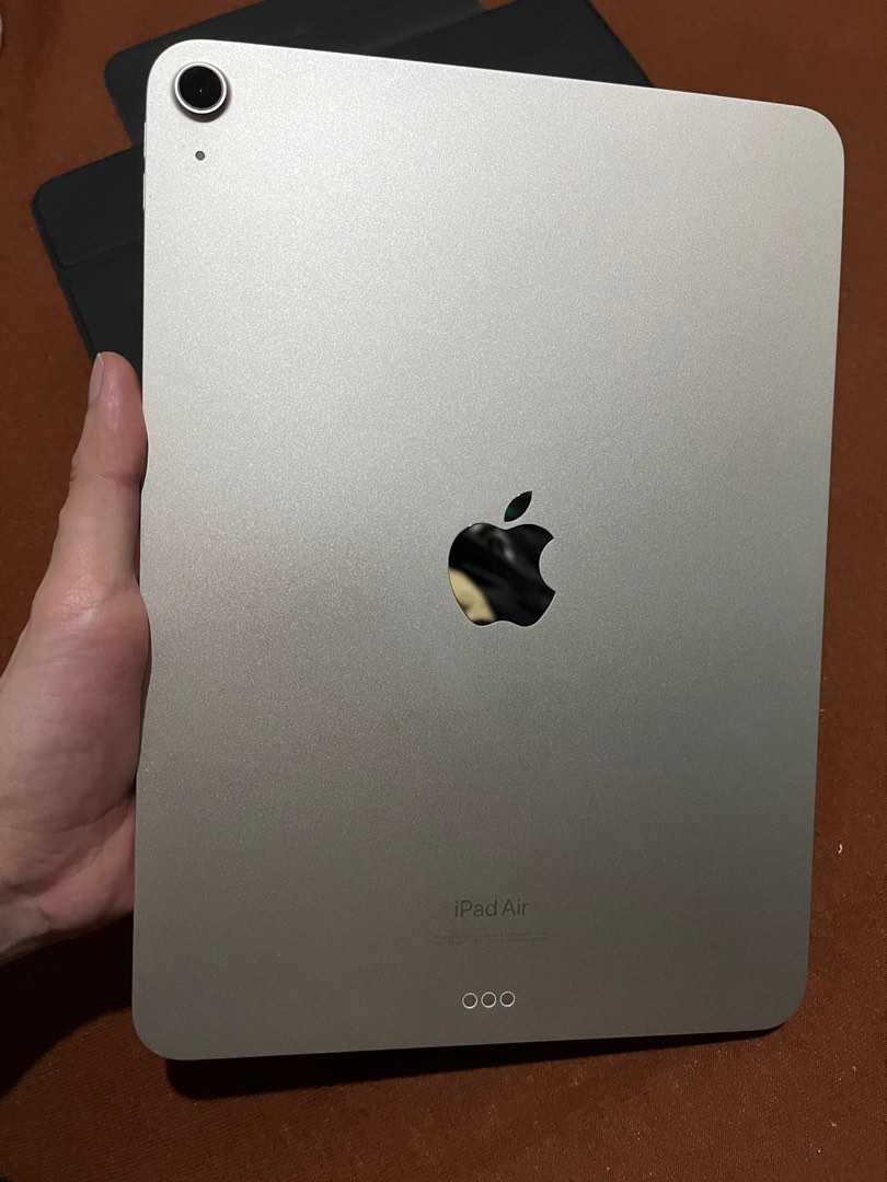 iPad Air 5th Gen - Starlight (64GB) on Carousell