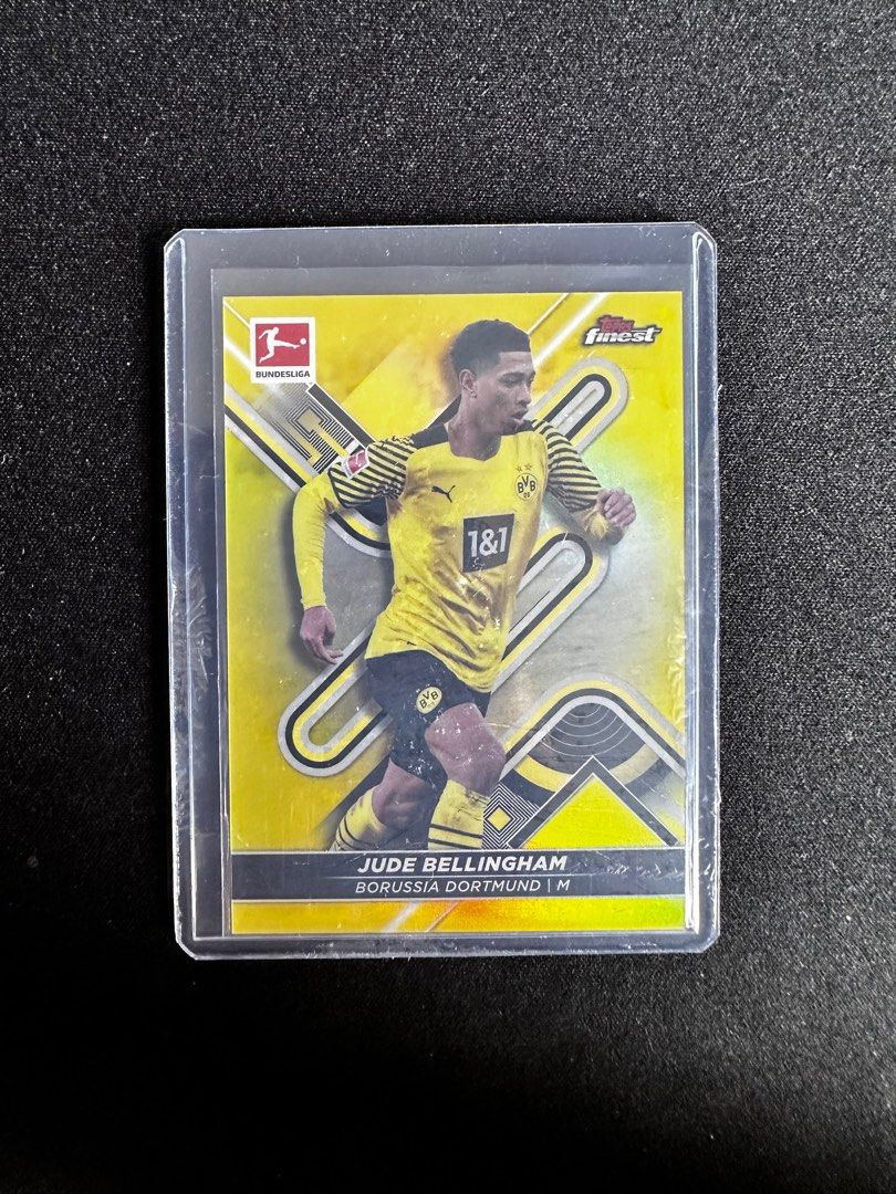Jude Bellingham Topps Finest Yellow Refractor /350, Hobbies & Toys