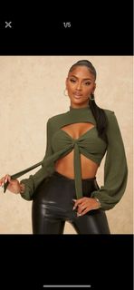 (Category: ) located in . Submitted by cocoswardrobe (Listing ID 1229372181, Image 1). Description: .