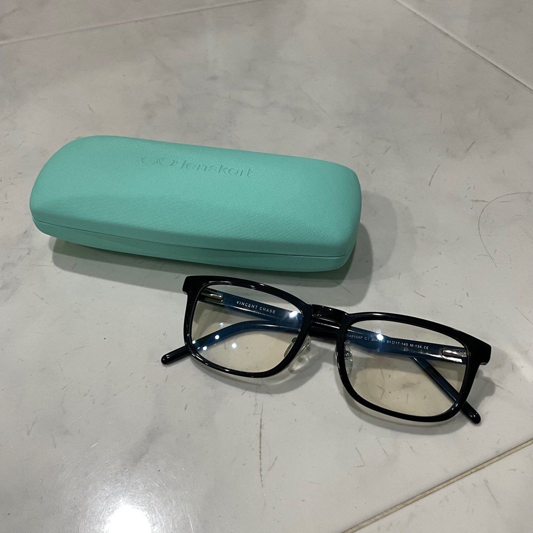 Lenskart Eyeglasses (Vincent chase) Medium Frame, 134mm width, Women