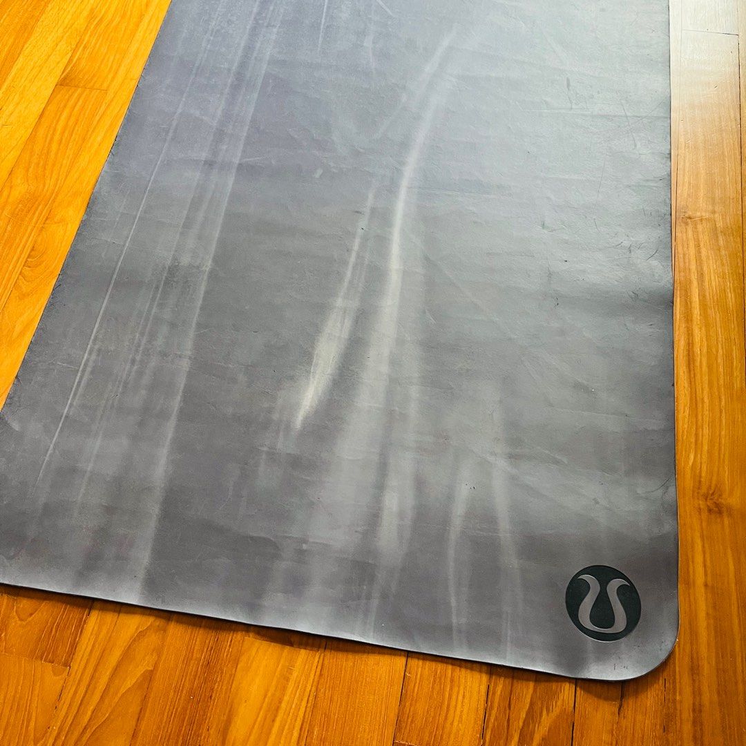 Lululemon The (Un) Mat / Decathlon Mat / Pilates Mat, Sports Equipment