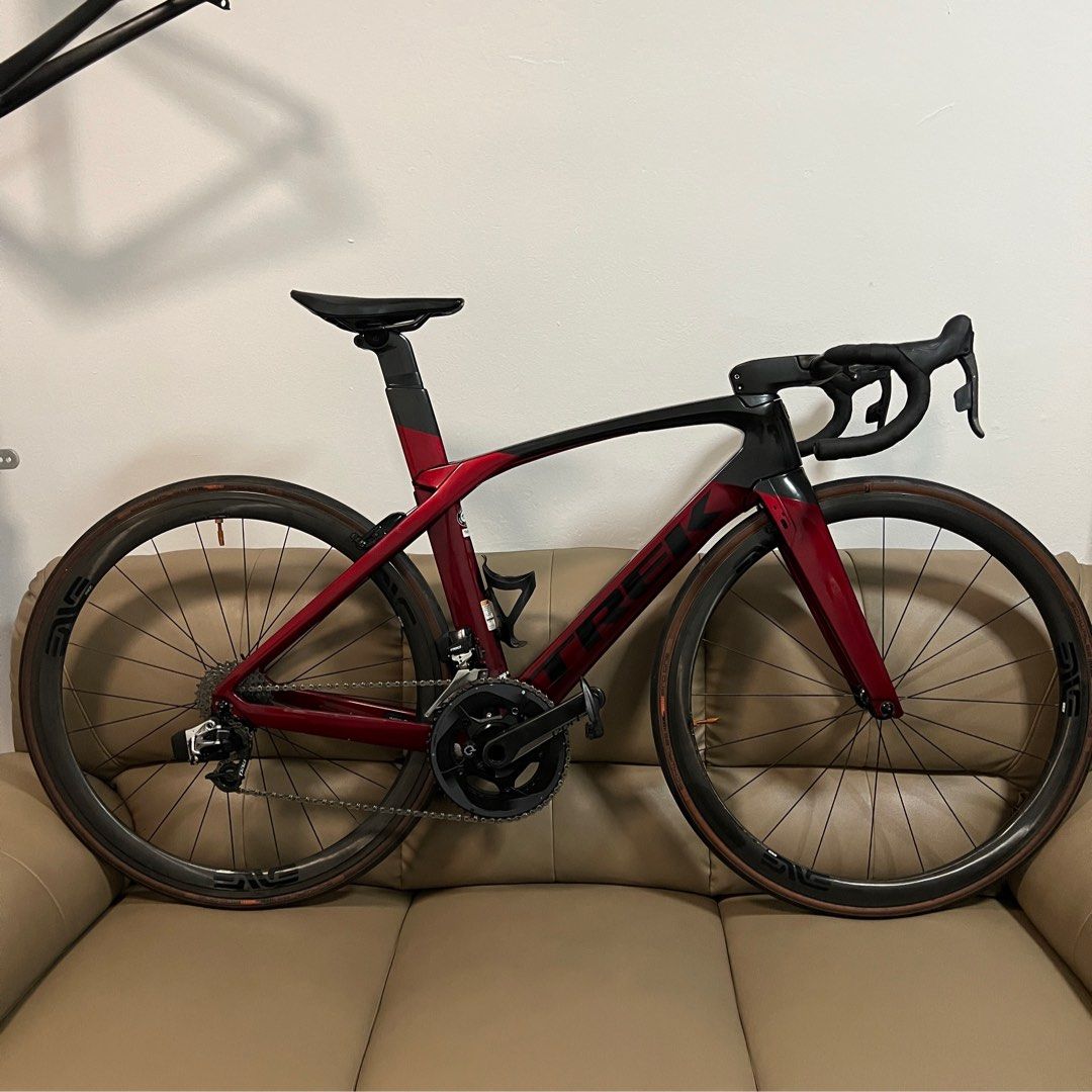 Madone SLR rim 52 FRAMESET Sports Equipment Bicycles Parts Bicycles on Carousell