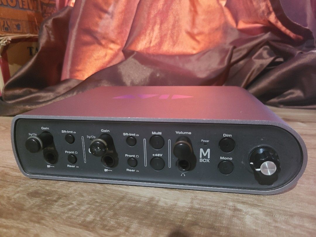 Recording interface Mbox 3 (Category: Other Audio Equipment) located in Manila. Submitted by delarocaglenn (Listing ID 1229347473, Image 1). Description: Maganda itong pang recording. panalo ang quality nia kelangan ko lang talaga mag upgrade. negotiable pa po ito..
