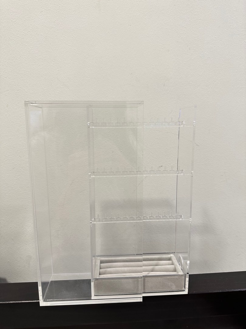 Muji Acrylic Jewellery Box, Women's Fashion, Jewelry & Organisers