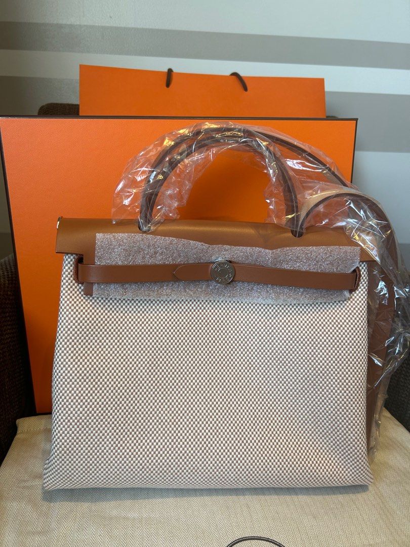 Fast deal] Hermes Herbag 31 sakura color, Luxury, Bags & Wallets on  Carousell