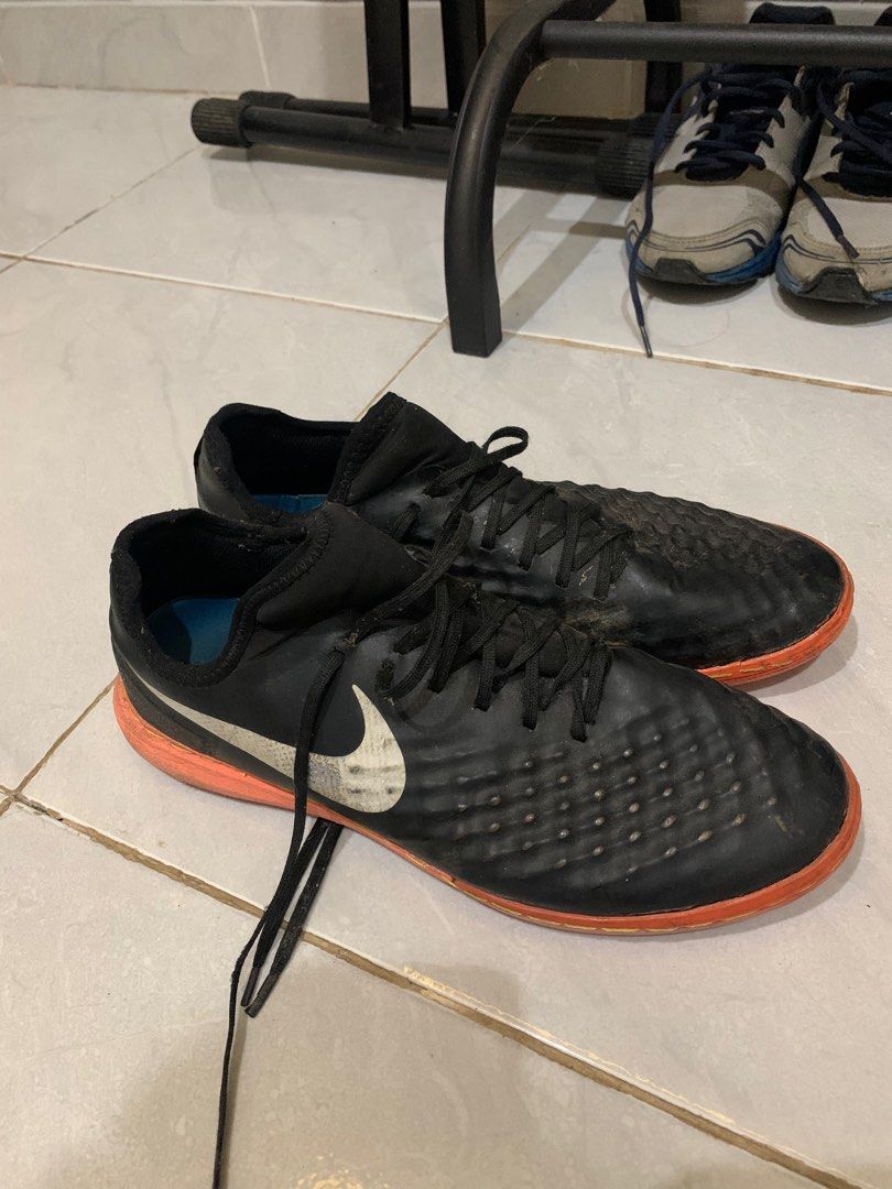 Sepatu futsal sales nike magista x
