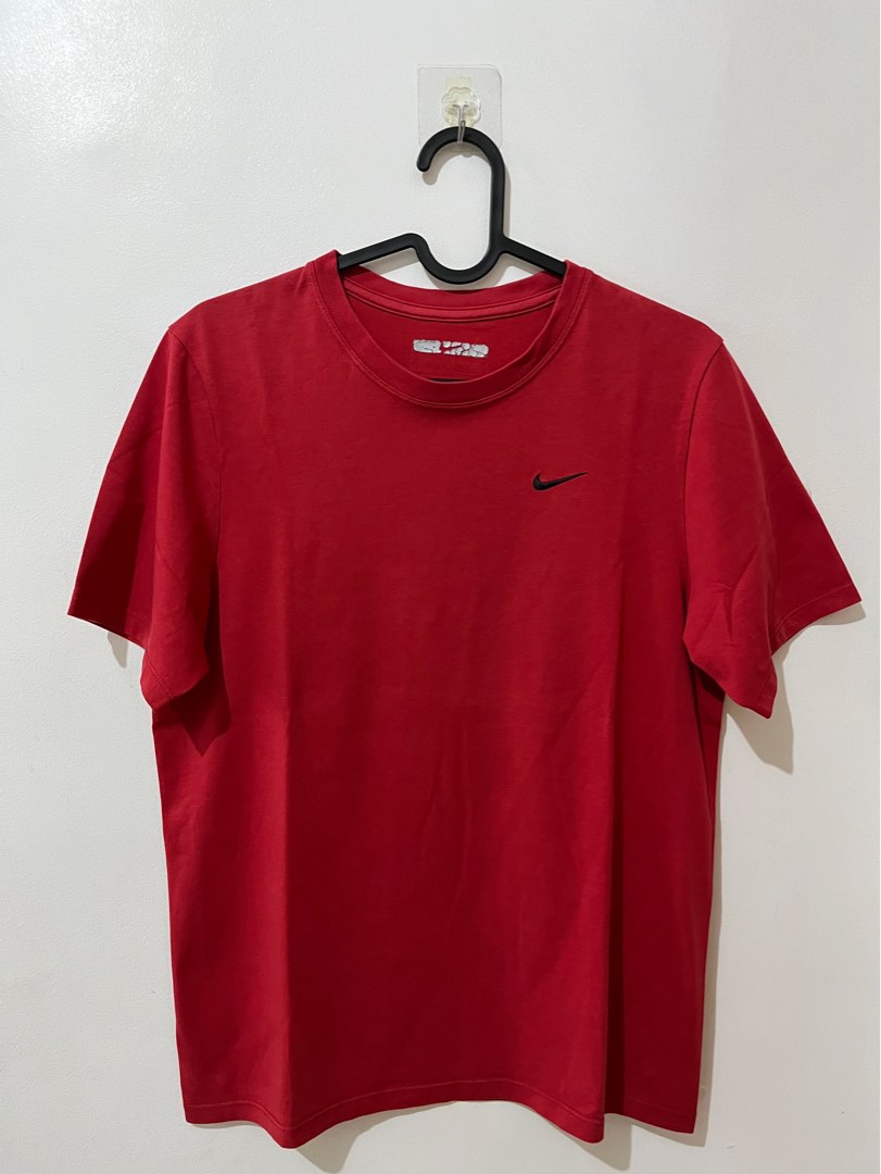 team red nike shirt