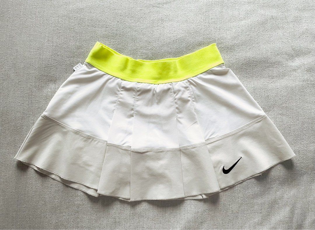 Nike tennis skort XS Carousell