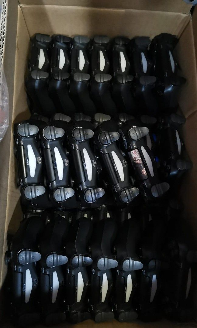 Orginal Ps4 controller purchase with purchase $20 Off for PS4 used Game62863085630851111