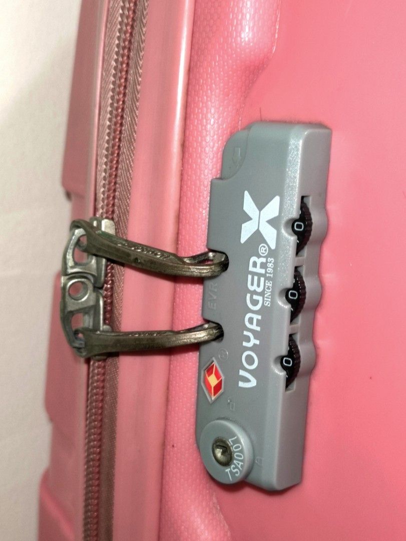 Voyager online luggage lock