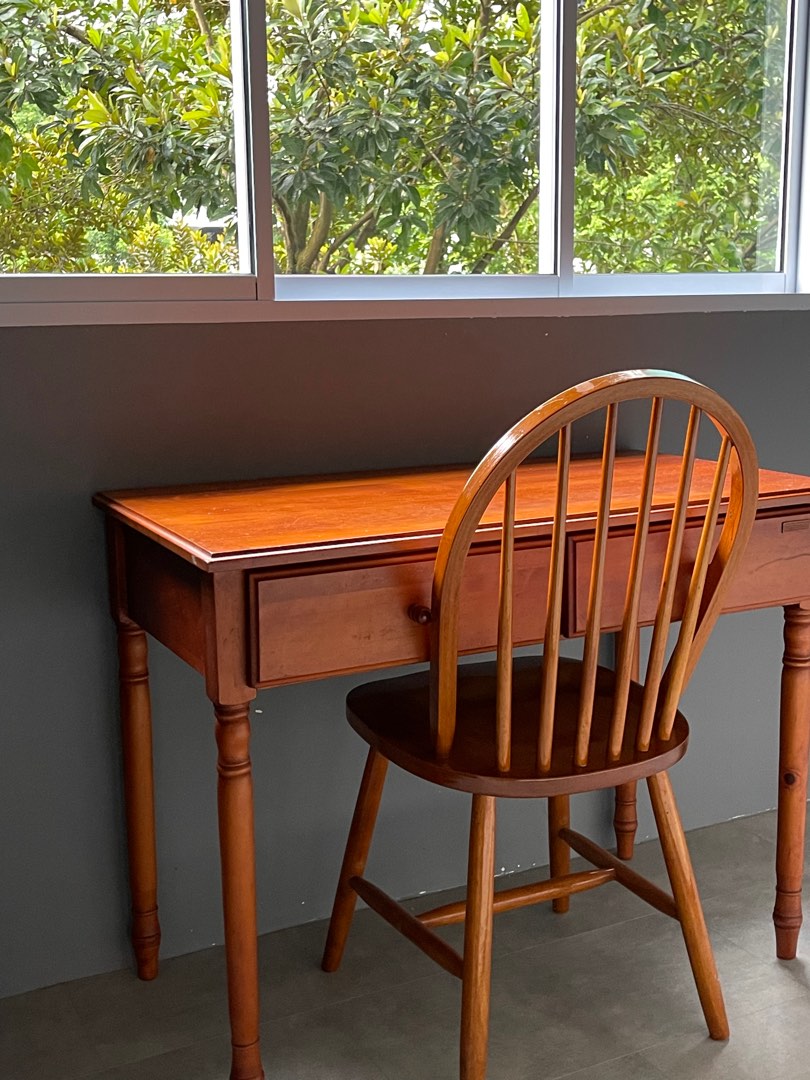 Picket & Rail Study Table & Chair, Furniture & Home Living, Furniture