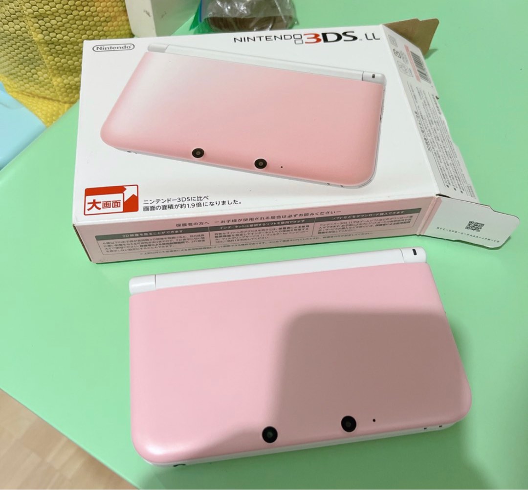 ニンテンドー 3DSLL ピンク×ホワイト（Nintendo Newニンテンドー