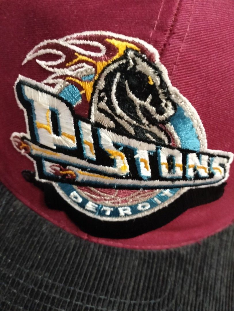 Pistons Detroit vintage NBA cap 90s, Men&rsquo;s Fashion, Watches