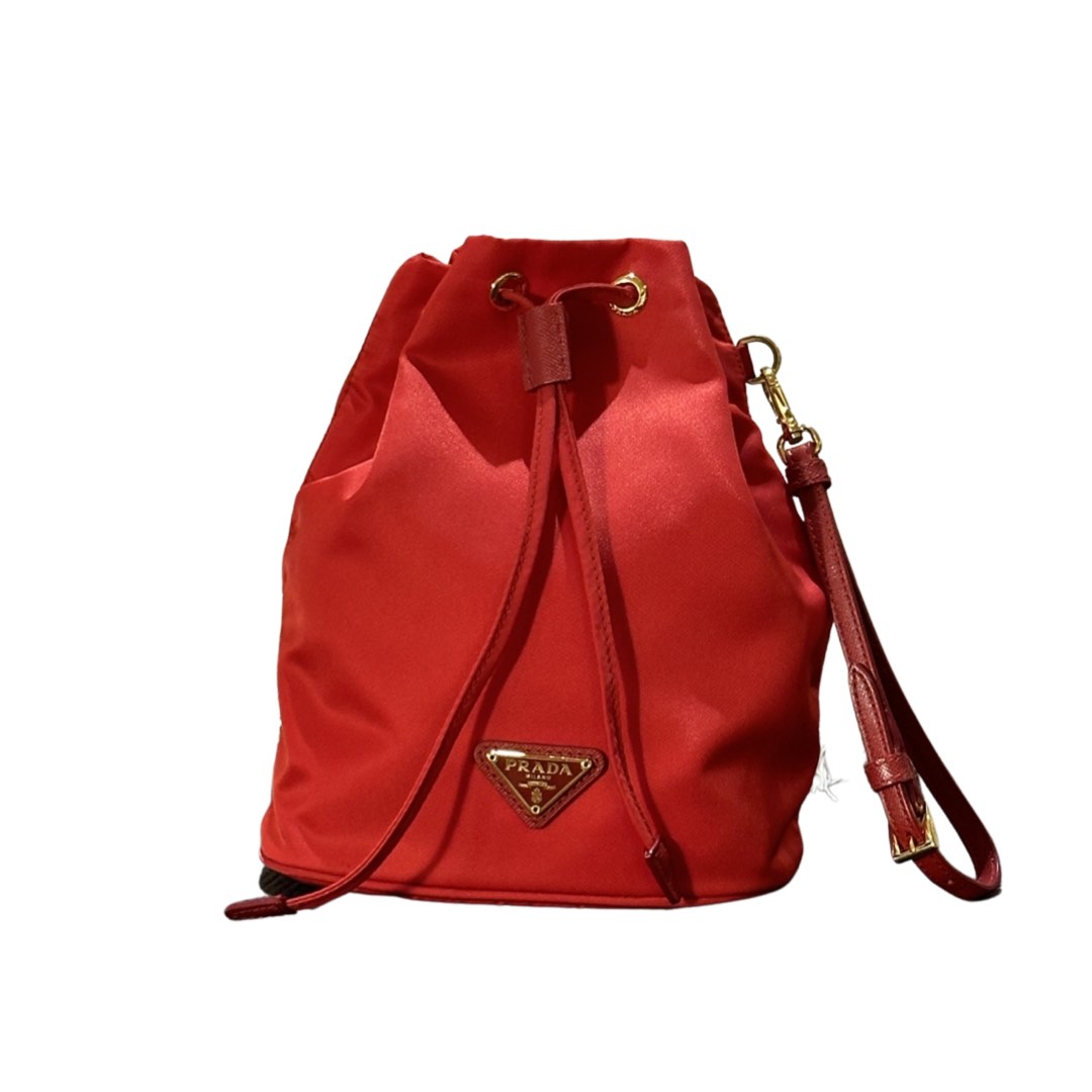 Prada bucket shop bag red