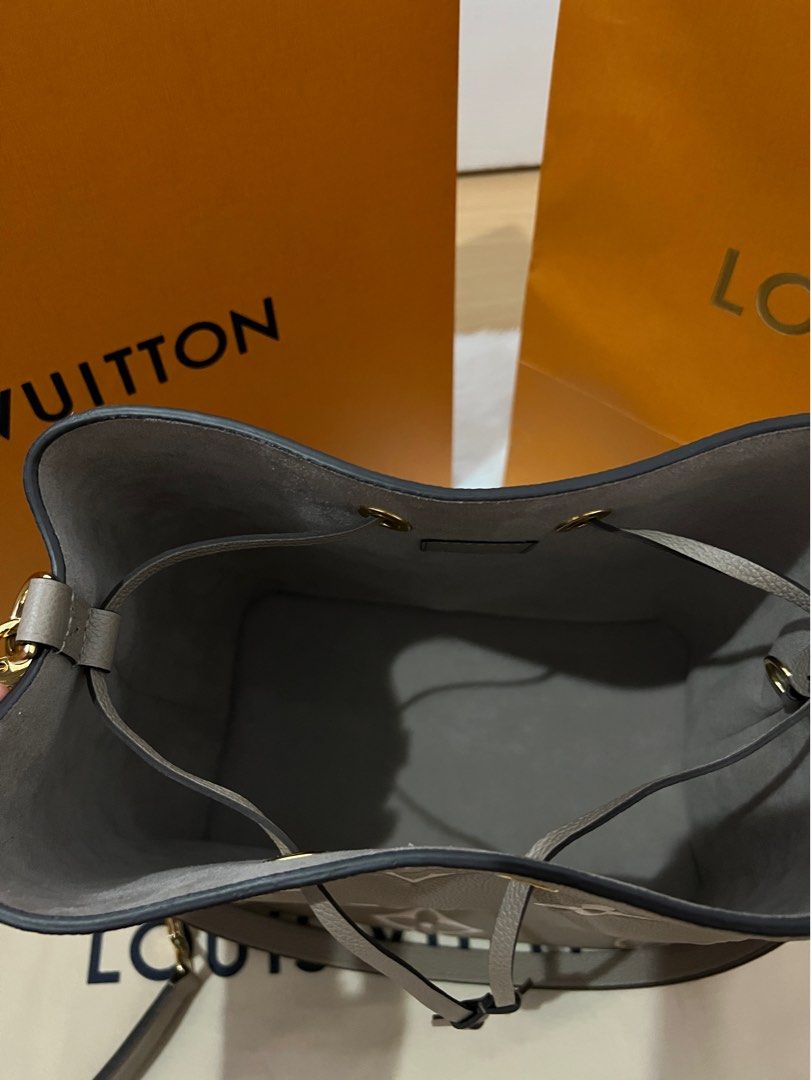 Louis Vuitton NeoNoe MM, Turtledove Empreinte Leather, New in