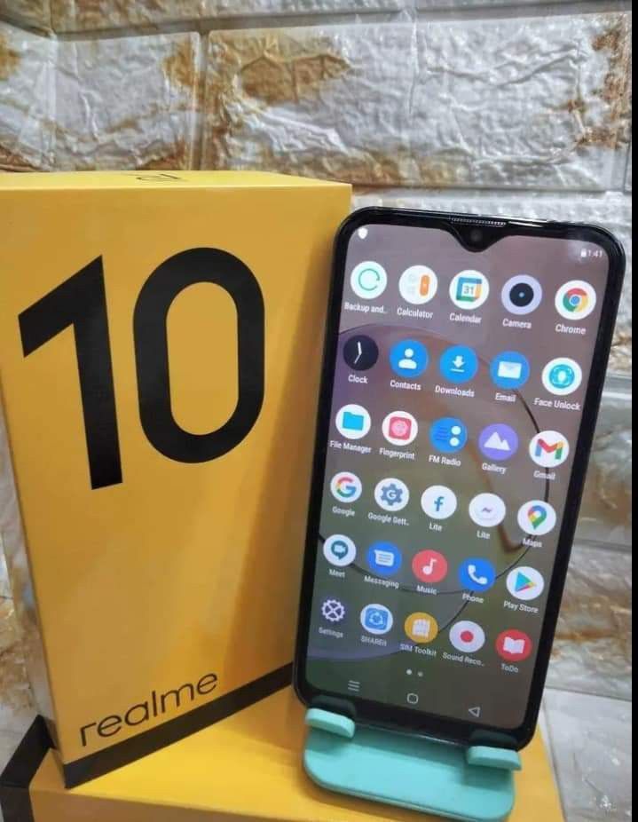 Realme 10(5G) (Category: Realme) located in Manila. Submitted by bautista666999 (Listing ID 1229449147, Image 3). Description: Realme 10(5G) PHP:3,800 Free Delivery BRANDNEW SEALED BOX SPECS: ✓ Color: BLACK,BLUE ✓ DIsplay:6.72 ” of Super AMOLED Capacitive touch screen (800 x 1280 pixels) ✓ OS: Android 12 ✓ CPU：Qualcomm, Snapdragon 720G Octa Core ✓ Memory: 8GB RAM ✓ Storage:128GB ROM ✓ Expandable up to 256Gb microSD card ✓ Connectivity: WiFi 802.1