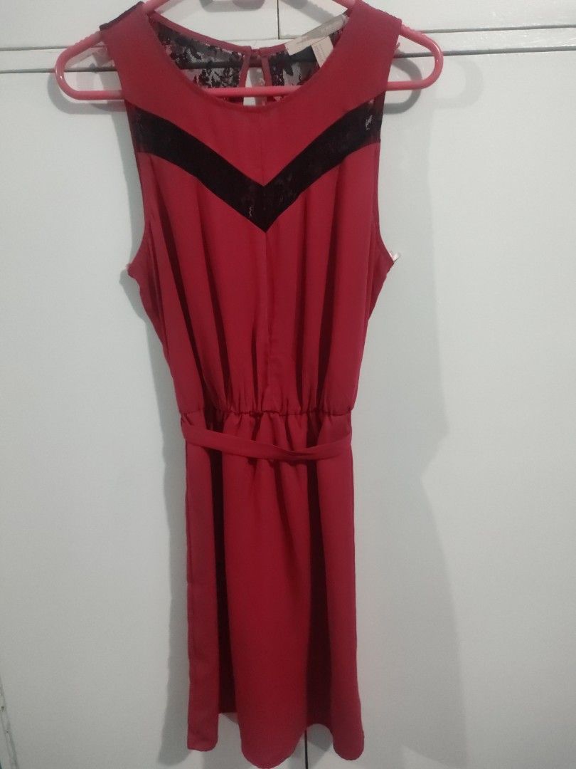 Red Dress for Party/Events (Category: Dresses) located in Taguig. Submitted by shoppers.haven (Listing ID 1229287733, Image 1). Description: Used twice for 2 events (office and personal) Garterized waistline and above the knee Delivery fee c/o buyer RFS:It doesn't fit me now.