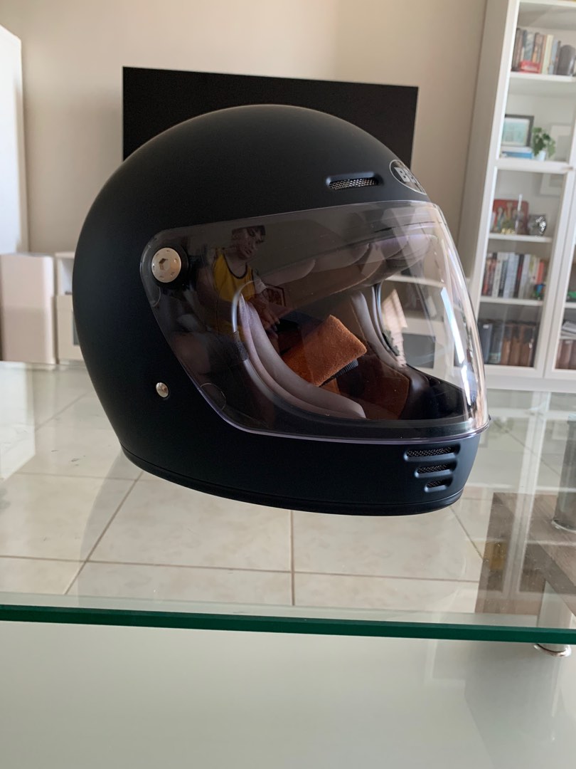 Rook Helmet Medium Matte Black on Carousell