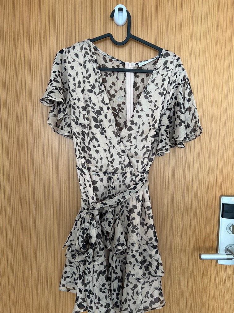 SAINTS & SECRETS - Geovanna Twist Maxi Dress (AU 10)